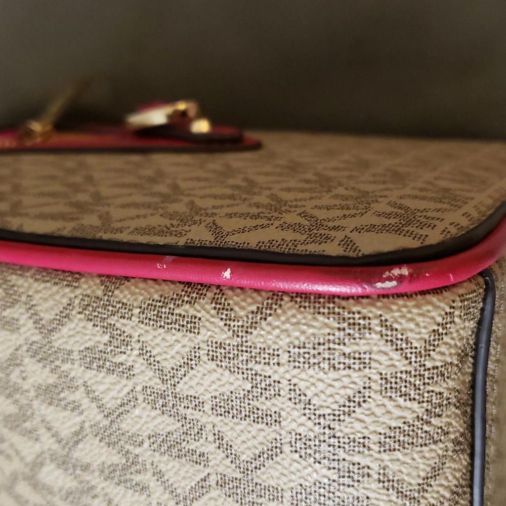 Michael Kors Fuchsia and Beige Satchel - Picture 4 of 14
